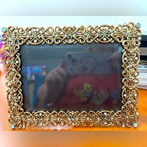 Olivia Regal 5 x 7 gold and gem picture frame